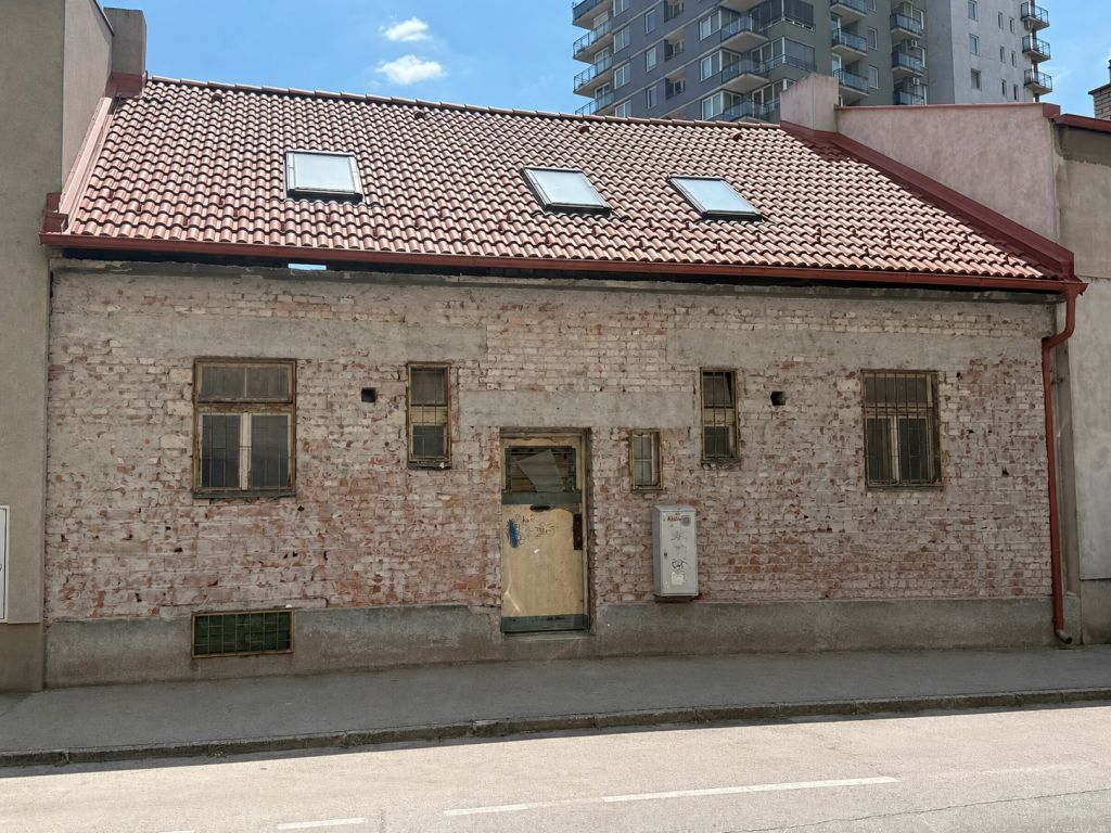 Nabízíme k prodeji rodinný dům ve vyhledávané lokalitě na