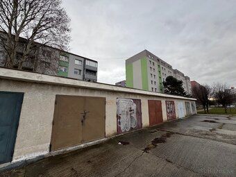 Wynajmę garaż, ul. Poštanska Nowe Miasto nad Wagiem