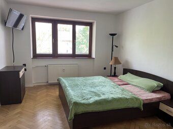 Oddam do wynajęcia 2-pokojowe mieszkanie - Stare osiedle 3