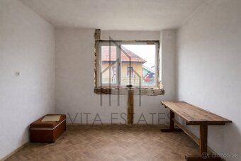 Real Estate Agency VITA ESTATES offers for sale a brick