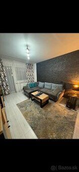 Umeblowane 42 m² mieszkanie z balkonem na 2 piętrze