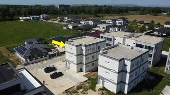 Umeblowane 42 m² mieszkanie z balkonem na 2 piętrze