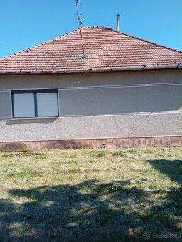 Продається односімейний будинок, розташований у тихому селі