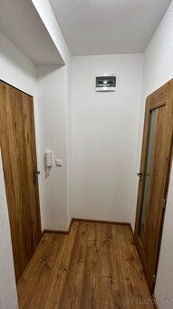 Ponukám na prenájom 36 m2 byt prerobený na dvojizbový na Okr
