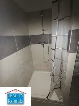 We offer for rent a 1-bedroom apartment in an office