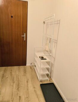 Nájem 2,5-pokojového bytu v Nitře – Chrenová, ideální pro 3