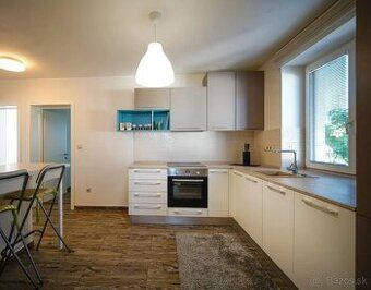 We offer for rent a furnished 1 bedroom apartment with