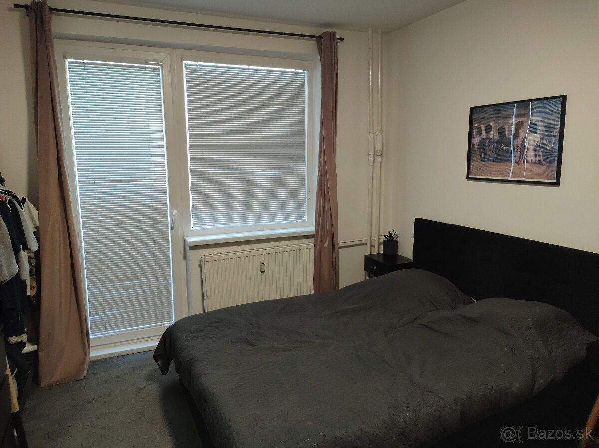 We offer for rent a furnished 1 bedroom apartment with