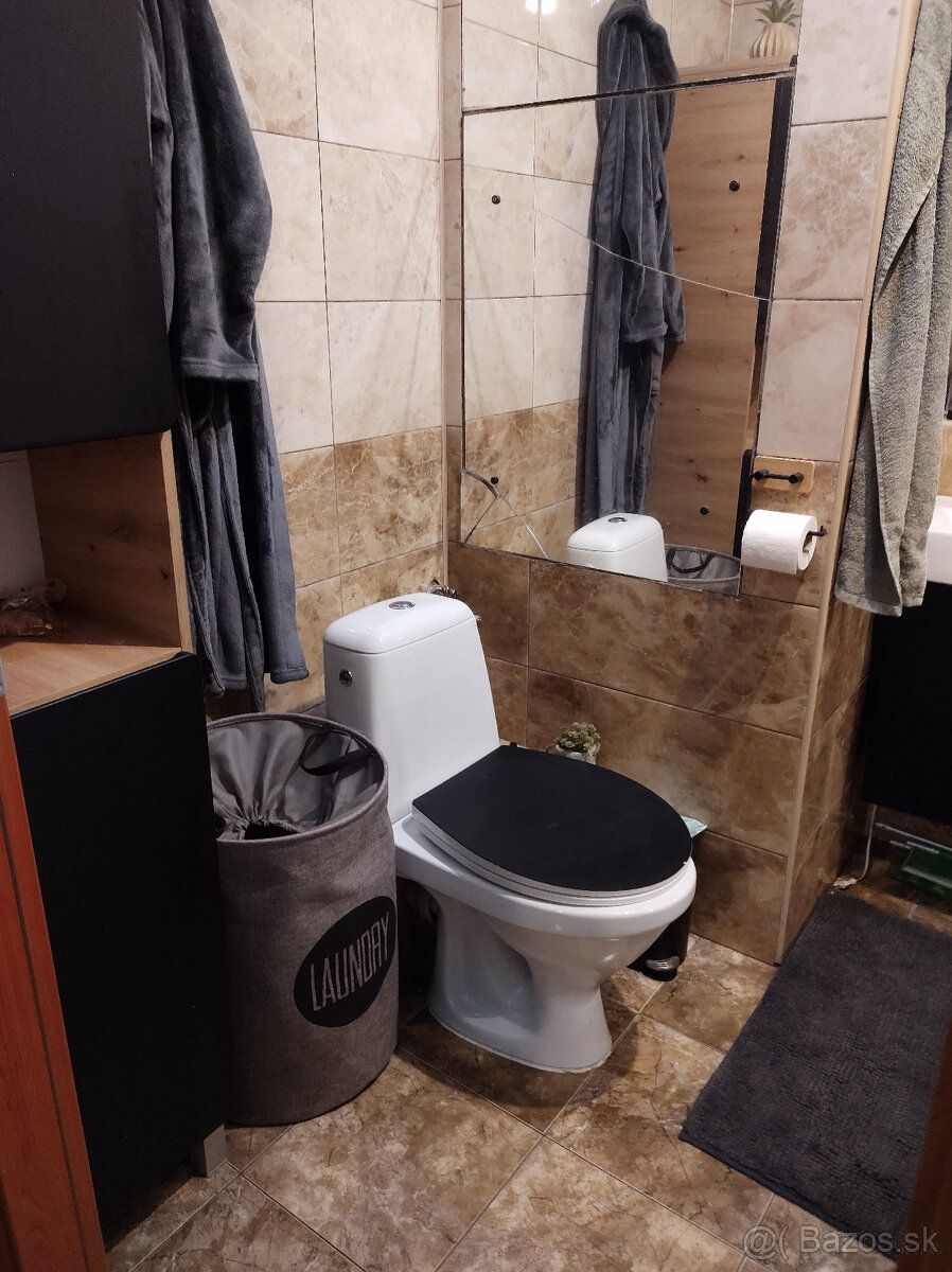 We offer for rent a furnished 1 bedroom apartment with