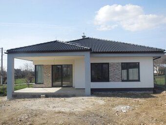EXCLUSIVE: Premium new construction 4-bedroom family house