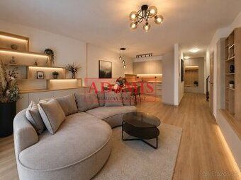 EXCLUSIVE: Premium new construction 4-bedroom family house