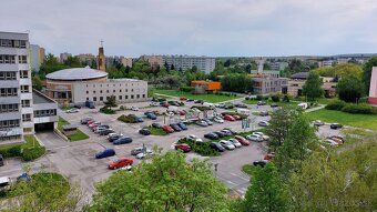 Oferuję do wynajęcia bardzo ładny, całkowicie wyremontowany