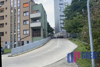 Typ: Studio Ulica: Gabcikova Miejscowość