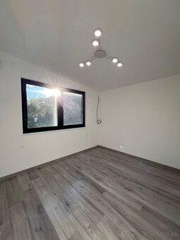 Na prodej nový, neobydlený mobilní dům s půdorysem 12,0 ×