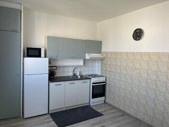Шукаємо оренду квартири Ми - дві дорослі особи та одна