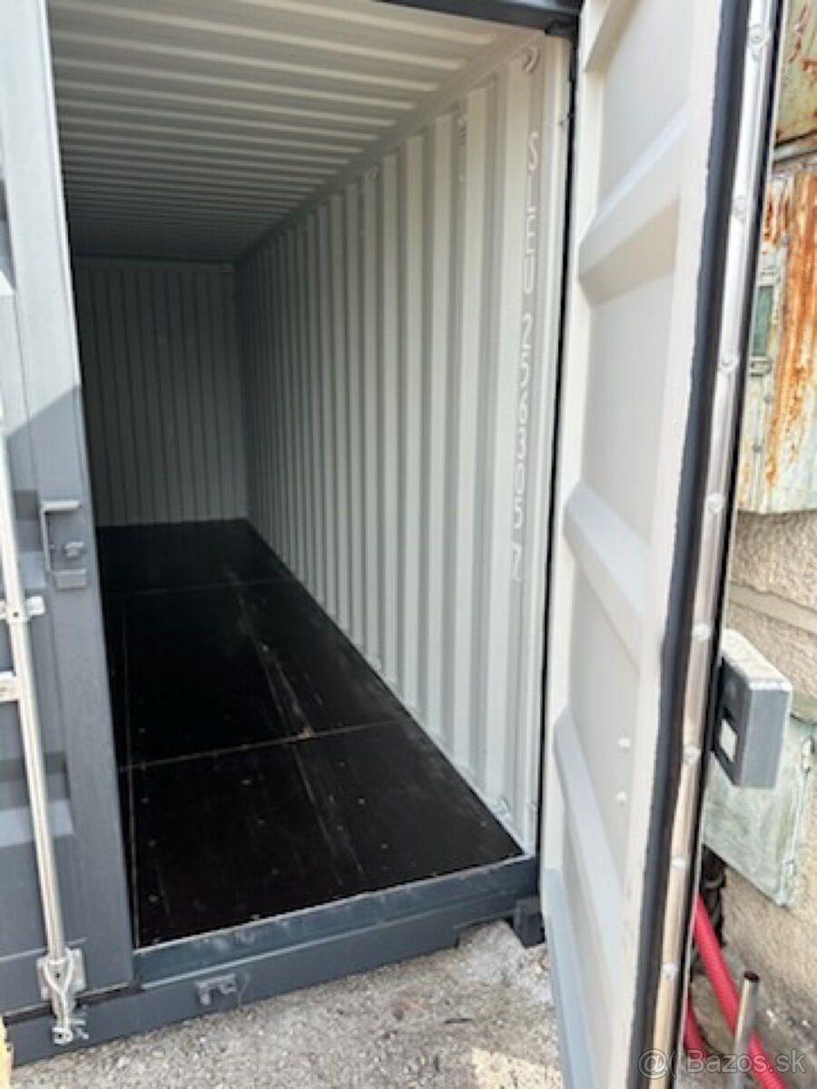 I am renting out a shipping container measuring 64 cm x 2.4