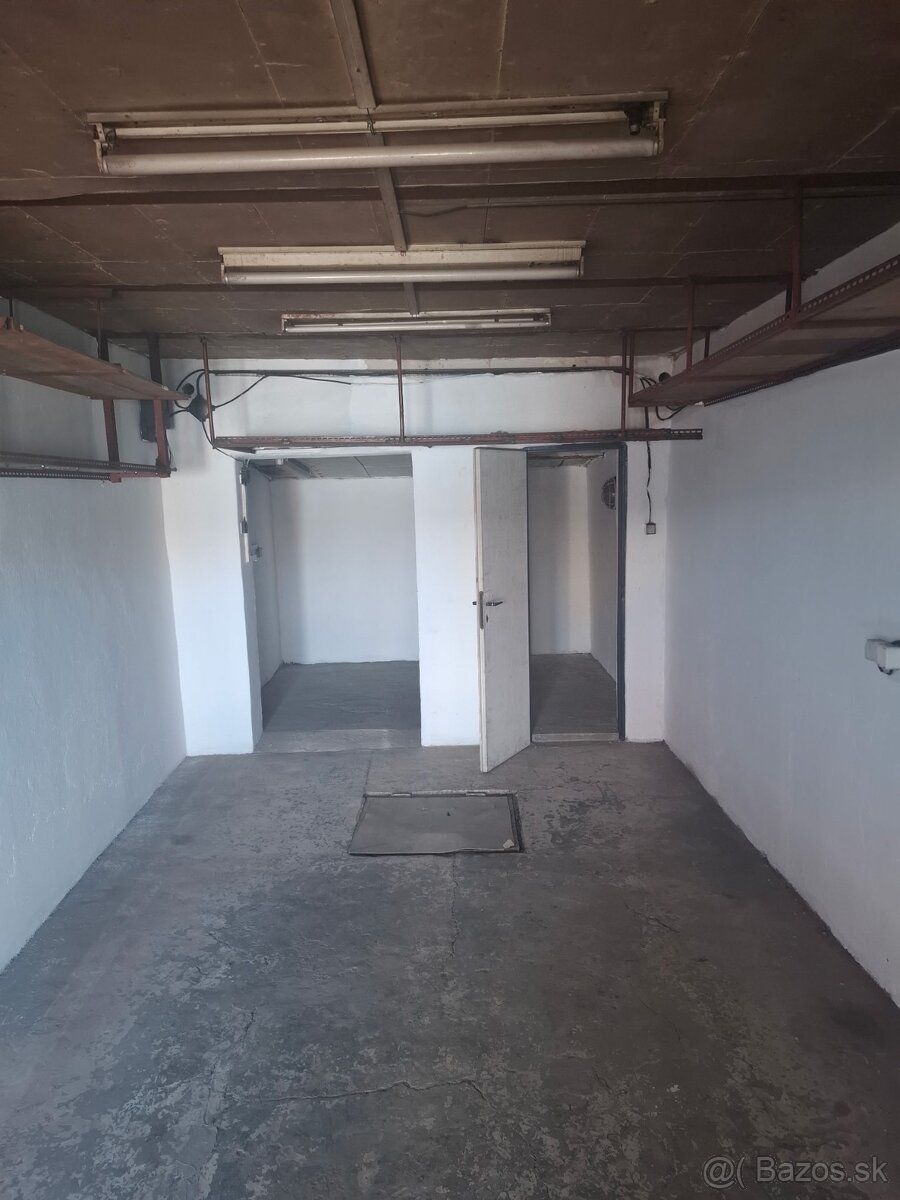 Mám na prenájom nadštandardnú garáž o rozmeroch 30m2 so zave