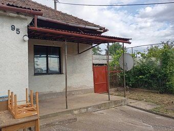 Prodám rodinný dům v původním stavu, vhodný k rekreačnímu