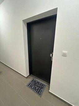 Wynajmę całkowicie nowy, świeżo urządzony 2-pokojowy