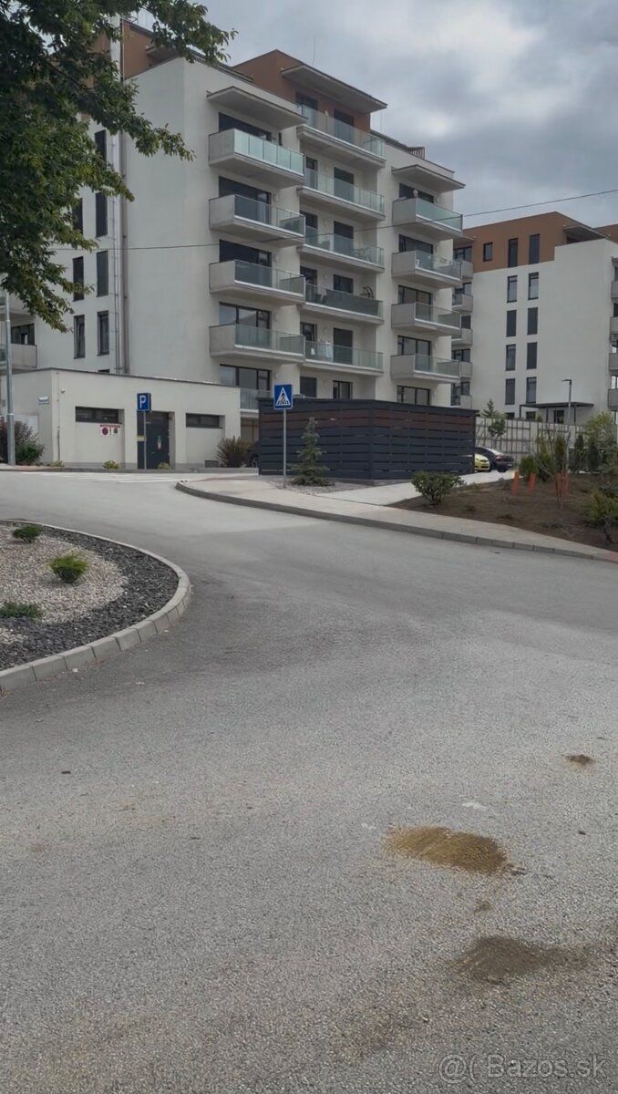 Některé byty se prodávají. Tento hledáte. Jsou byty, které
