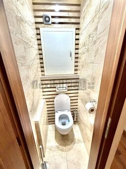 We offer for sale a beautiful 4 room apartment at Drobného