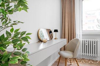 Boson Group exclusively offers you for sale a 4-room