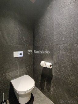 Looking for an exceptional property at the most prestigious