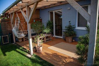 We offer for sale a new construction 3-room apartment in