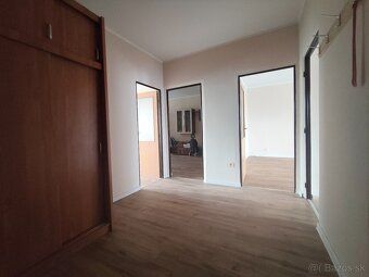 Are you looking for a large apartment in an excellent