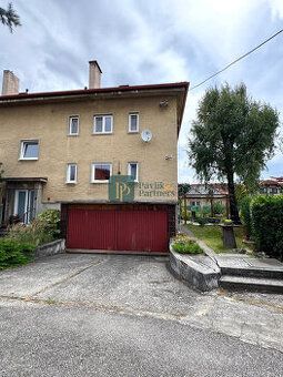 Juraj Kolárik +421 918 938 737 email: V2 Real Estate as