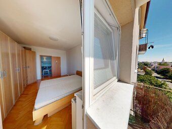 Quiet living in the heart of Juh housing estate, just