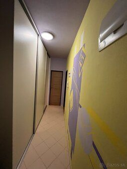 I sell a spacious 1 room apartment with balcony in the