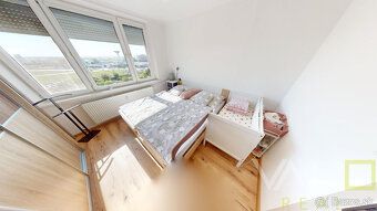 Type: 2-room apartment Street: Nerudova District