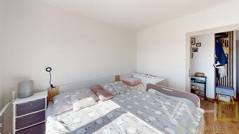 Type: 2-room apartment Street: Nerudova District