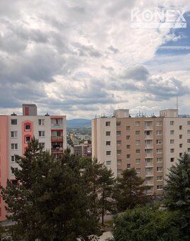 ID:4216 We offer for sale a beautiful, spacious and