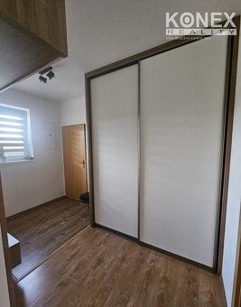 ID:4385 We offer for sale a beautiful 2-bedroom brick