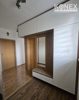 ID:4385 We offer for sale a beautiful 2-bedroom brick