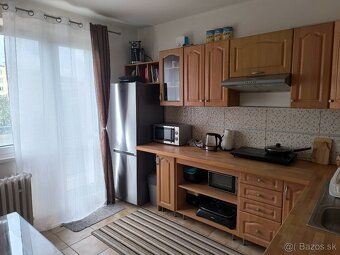 1-bedroom apartment with generous size, balcony overlooking