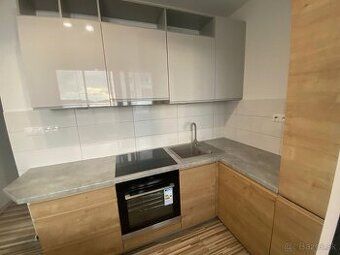 I am selling at Brehy a smaller 2 room apartment on the 9th