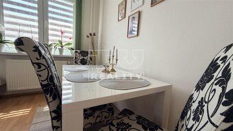 TUreality offers you for sale a 3-room apartment directly