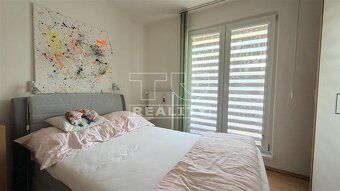 TUreality offers you for sale a 3-room apartment directly