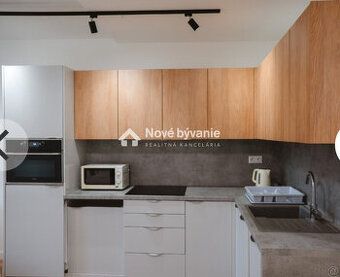 FOR SALE: Modern 3-bedroom apartment in prestigious