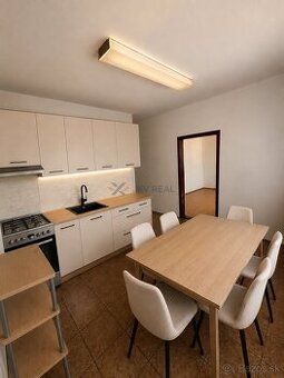 Type: 4-room apartment Municipality: Komárno Great sunny