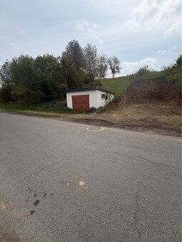 Typ: Garáže a parkovacie miesta Ulica: Valaškovská Mestská č