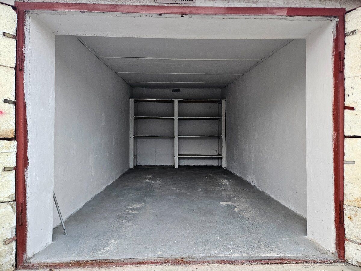 Predáme murovanú garáž na ulici Laboreckej.
✅ výborná dostup
