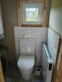 I offer a mobile house on an independent chassis