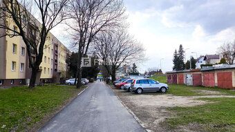 Typ: Garáže Ulica: Puškinova Mestská časť: Sídlisko II A Obe