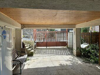 A house at the foot of Devinska Kobyla hill Description: On