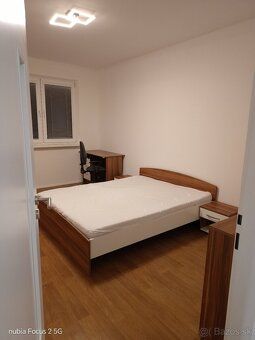 We offer long-term rental of a spacious 3-68-2-2 m²