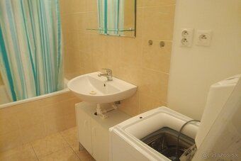 Diana Reality offers for rent a smaller 2-bedroom apartment